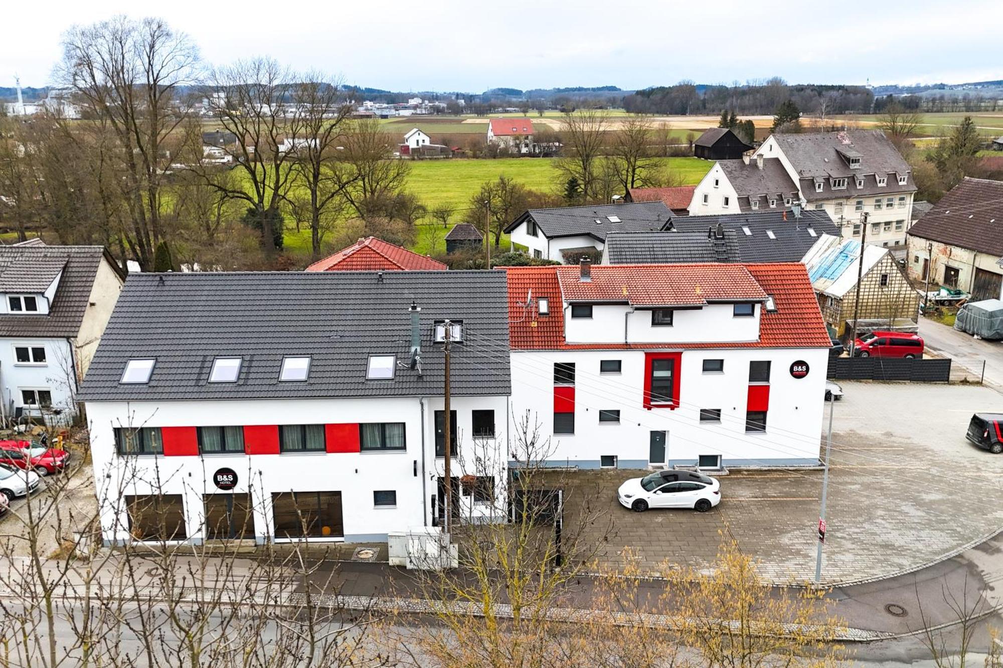 B&S Hotel Weißenhorn エクステリア 写真